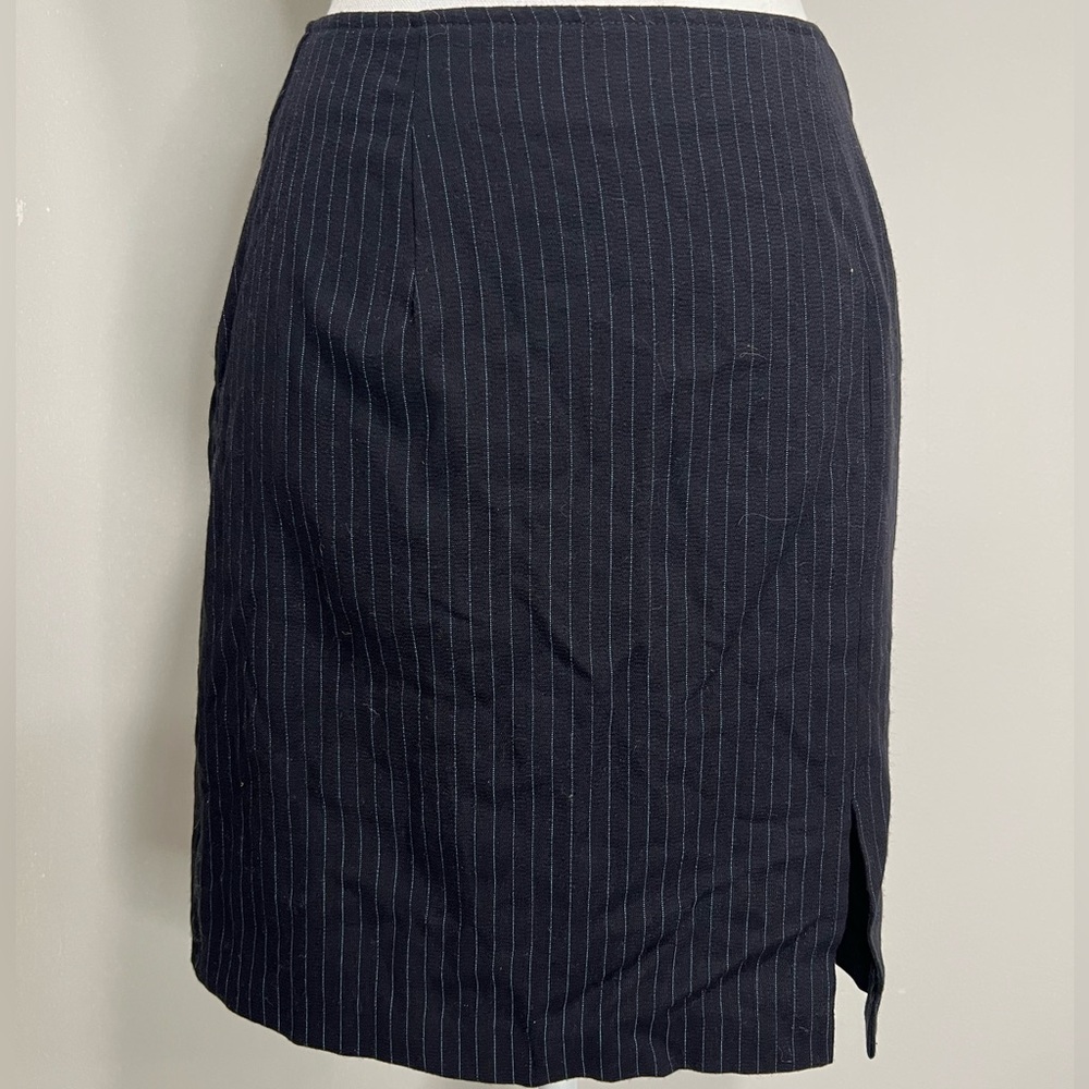 90s/Y2K MainFrame Black Pinstripe Mini Skirt